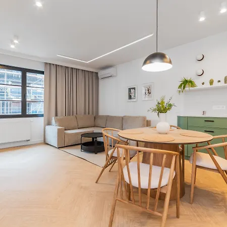 Doki - Oliwkowy By Grand Gdańsk